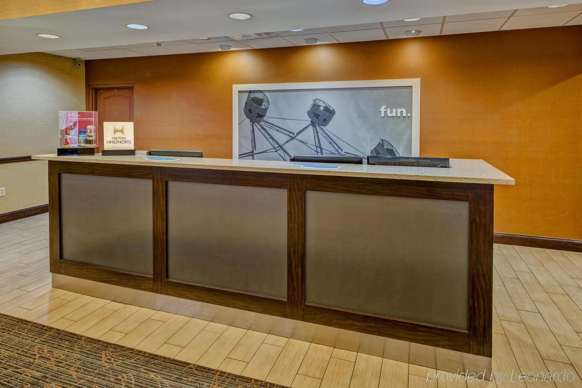 Hampton Inn Crossville Exteriör bild