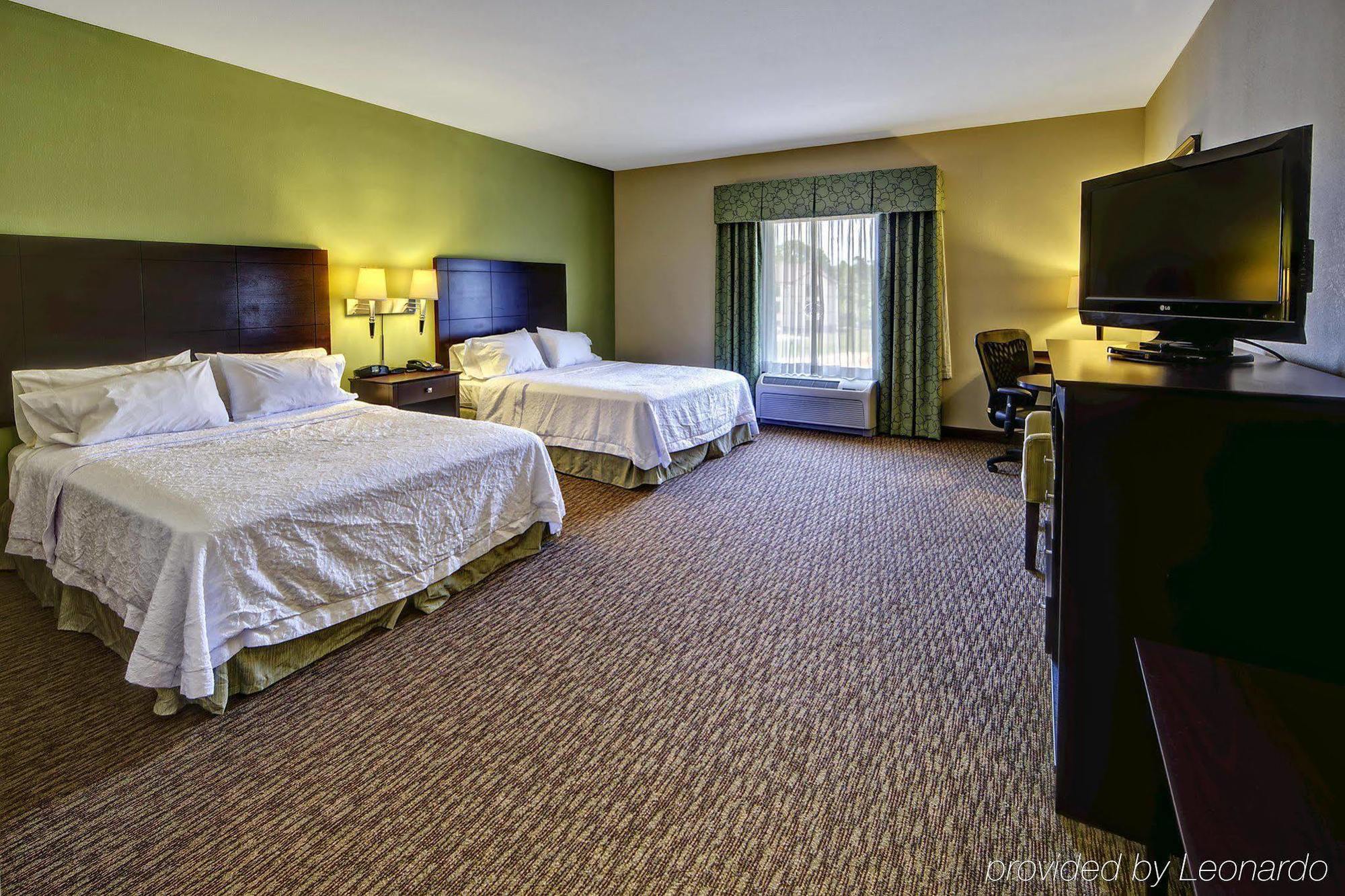 Hampton Inn Crossville Exteriör bild