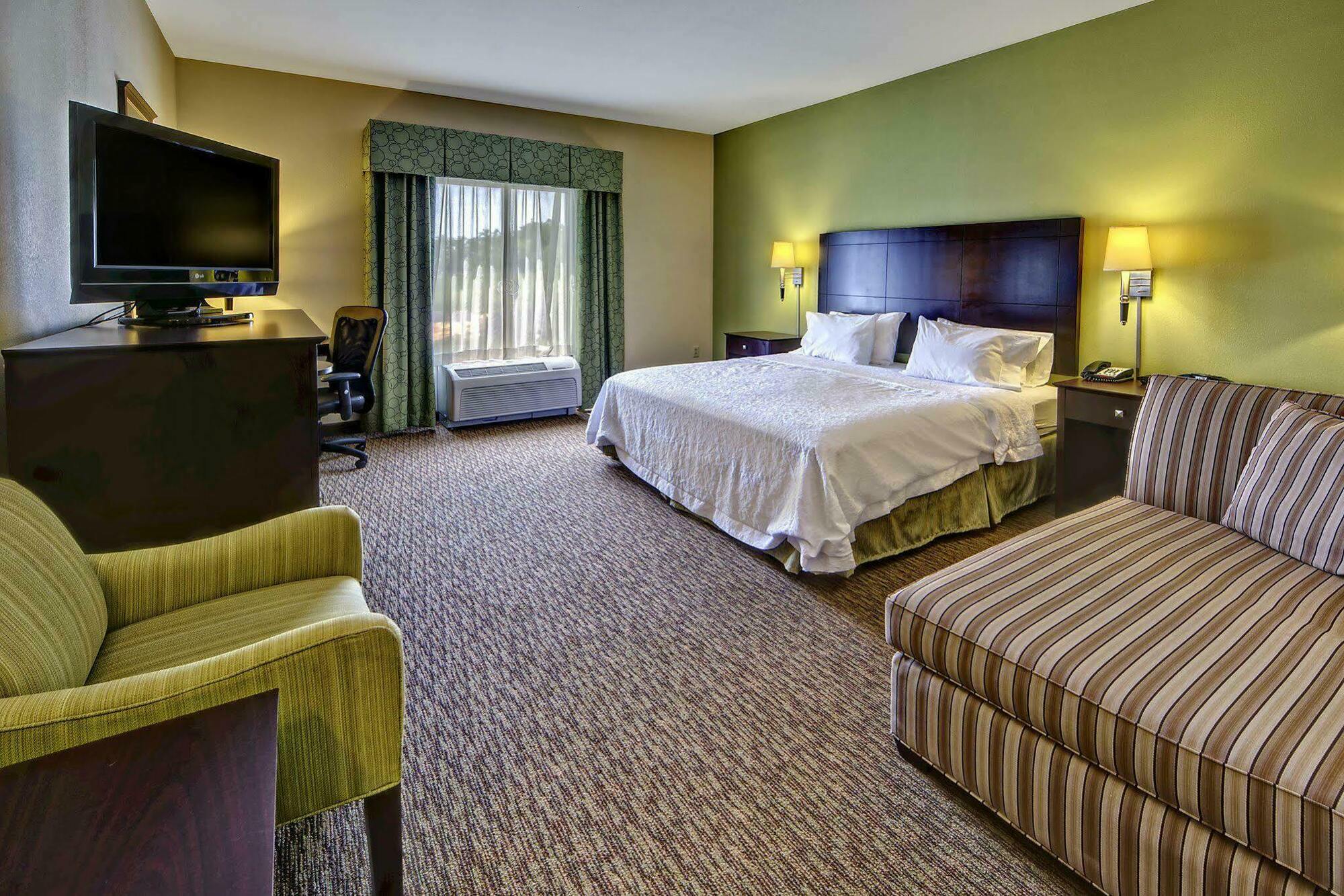 Hampton Inn Crossville Exteriör bild